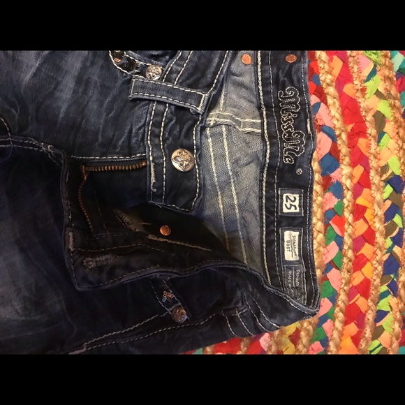 ***SOLD***Miss me jeans! Size 25/32 - Picture 4 of 6